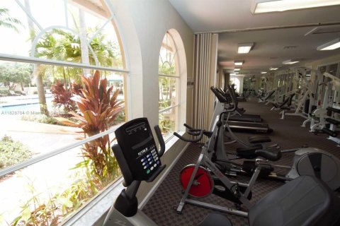 Condo in West Palm Beach, Florida, 1 bedroom  № 1800715 - photo 3