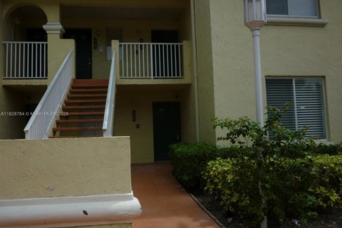 Condo in West Palm Beach, Florida, 1 bedroom  № 1800715 - photo 1