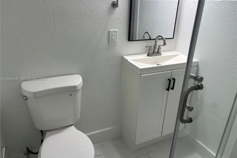 Купить коммерческую недвижимость в Норт-Майами-Бич, Флорида 114.27м2, № 2062918 - фото 17