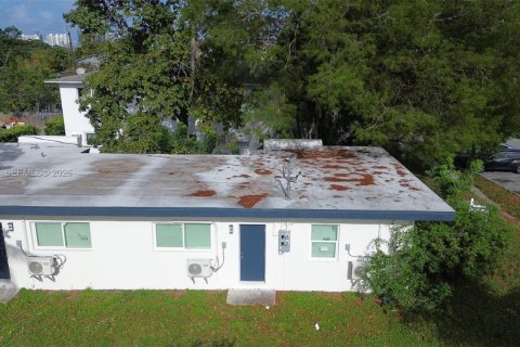 Купить коммерческую недвижимость в Норт-Майами-Бич, Флорида 114.27м2, № 2062918 - фото 24