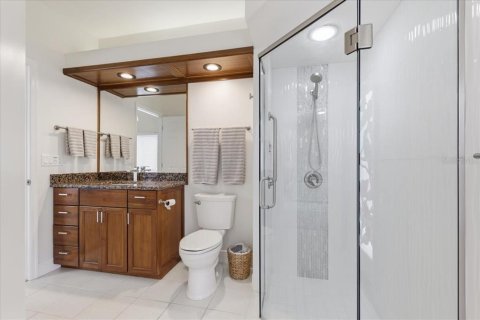 House in Weeki Wachee, Florida 4 bedrooms, 263.1 sq.m. № 2212152 - photo 26
