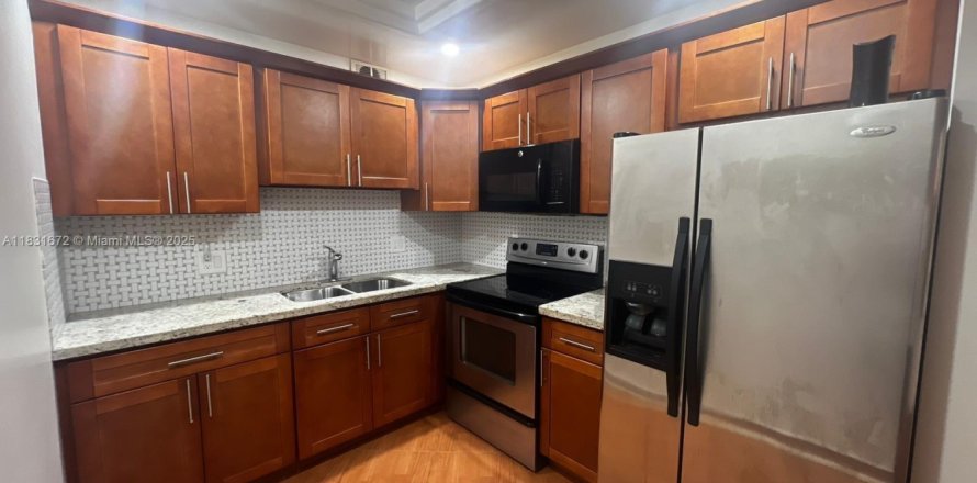 Condo à Pembroke Pines, Floride, 2 chambres  № 1978416