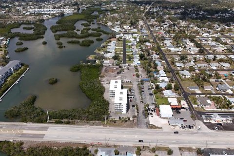 Propiedad comercial en venta en Englewood, Florida № 1568788 - foto 17