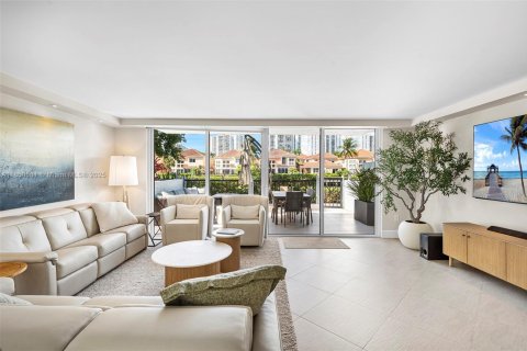 Touwnhouse à vendre à Aventura, Floride: 4 chambres, 232.07 m2 № 1883849 - photo 7