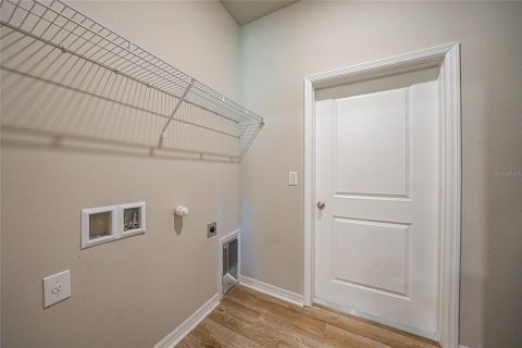 House in Port Charlotte, Florida 3 bedrooms, 145.21 sq.m. № 1740261 - photo 24
