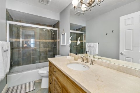 Copropriété à vendre à Sarasota, Floride: 2 chambres, 101.54 m2 № 2148445 - photo 24