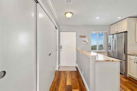Copropriété à vendre à Sarasota, Floride: 2 chambres, 101.54 m2 № 2148445 - photo 14
