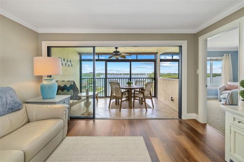 Copropriété à vendre à Sarasota, Floride: 2 chambres, 101.54 m2 № 2148445 - photo 2