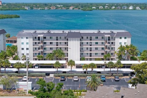 Condo à Sarasota, Floride, 2 chambres  № 2148445