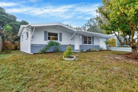 Casa en venta en New Port Richey, Florida, 3 dormitorios, 98.76 m2 № 1557167 - foto 1