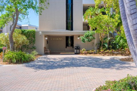 Condo in Sarasota, Florida, 2 bedrooms  № 2145430 - photo 5