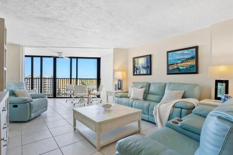 Condo in Sarasota, Florida, 2 bedrooms  № 2145430 - photo 8