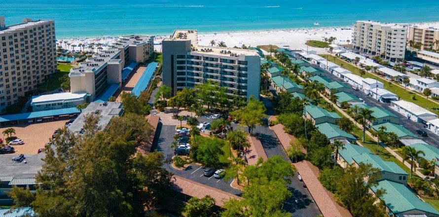 Condo in Sarasota, Florida, 2 bedrooms  № 2145430