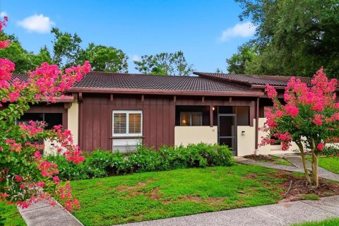Condo in Lakeland, Florida, 2 bedrooms № 2199053