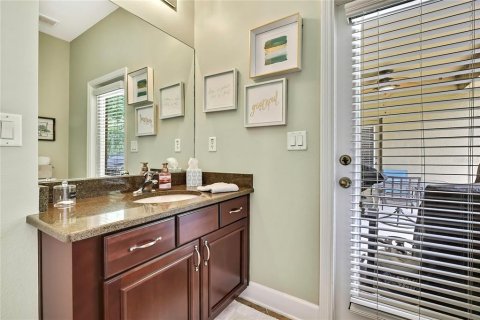 House in New Port Richey, Florida 4 bedrooms, 208.75 sq.m. № 1795498 - photo 24