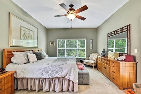 House in New Port Richey, Florida 4 bedrooms, 208.75 sq.m. № 1795498 - photo 17