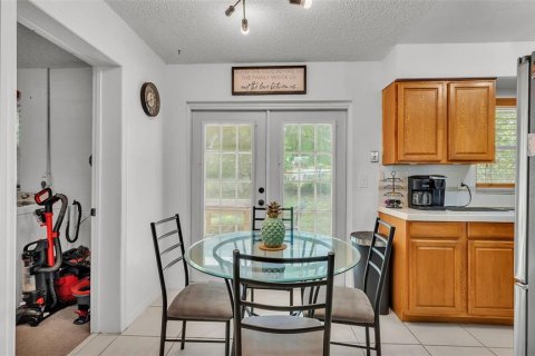 House in Lake Alfred, Florida 3 bedrooms, 92.9 sq.m. № 1824118 - photo 6
