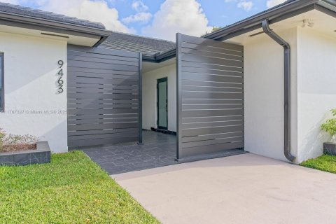 Villa ou maison à vendre à Miami, Floride: 5 chambres, 338.54 m2 № 1729037 - photo 6
