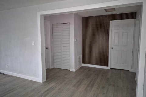 House in Daytona Beach, Florida 3 bedrooms, 107.02 sq.m. № 1618731 - photo 11