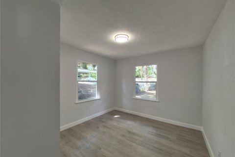 House in Daytona Beach, Florida 3 bedrooms, 107.02 sq.m. № 1618731 - photo 17