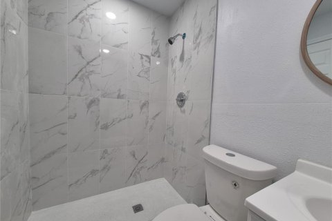 House in Daytona Beach, Florida 3 bedrooms, 107.02 sq.m. № 1618731 - photo 16