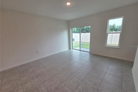 Casa en venta en Haines City, Florida, 3 dormitorios, 138.61 m2 № 2119574 - foto 10