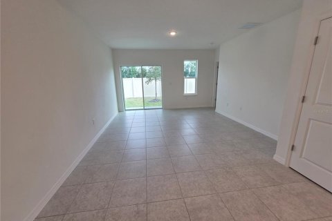 Casa en venta en Haines City, Florida, 3 dormitorios, 138.61 m2 № 2119574 - foto 8