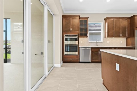 House in Sarasota, Florida 4 bedrooms, 302.58 sq.m. № 1893931 - photo 24