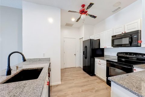 Villa ou maison à vendre à Bradenton, Floride: 2 chambres, 142.23 m2 № 2390882 - photo 11