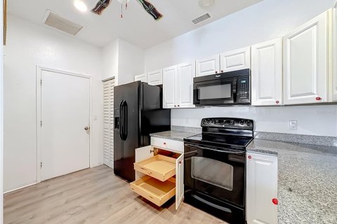 Villa ou maison à vendre à Bradenton, Floride: 2 chambres, 142.23 m2 № 2390882 - photo 13