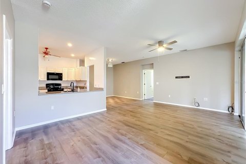 Villa ou maison à vendre à Bradenton, Floride: 2 chambres, 142.23 m2 № 2390882 - photo 6