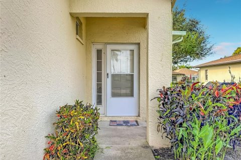 Villa ou maison à vendre à Bradenton, Floride: 2 chambres, 142.23 m2 № 2390882 - photo 3