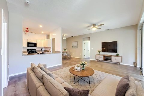 Villa ou maison à vendre à Bradenton, Floride: 2 chambres, 142.23 m2 № 2390882 - photo 5