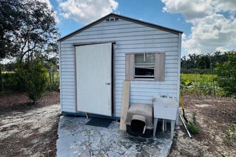 House in Sebring, Florida 3 bedrooms, 108.6 sq.m. № 2201089 - photo 28