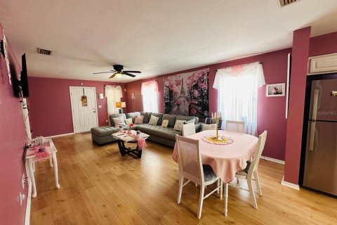 House in Sebring, Florida 3 bedrooms, 108.6 sq.m. № 2201089 - photo 7