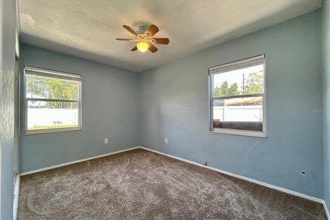 Casa en alquiler en Saint Petersburg, Florida, 2 dormitorios, 101.64 m2 № 1881417 - foto 11