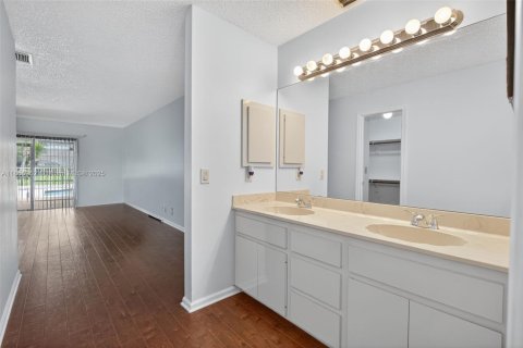 Casa en venta en Wellington, Florida, 3 dormitorios, 198.63 m2 № 1881975 - foto 22