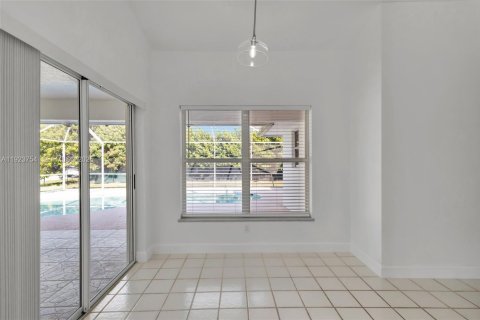 Villa ou maison à louer à Port St. Lucie, Floride: 3 chambres, 224.08 m2 № 1982122 - photo 11