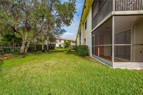 Condo in Weston, Florida, 2 bedrooms  № 1953413 - photo 23