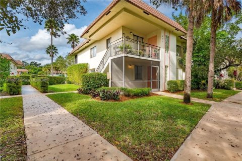 Condo in Weston, Florida, 2 bedrooms  № 1953413 - photo 1