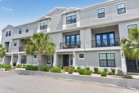 Townhouse in Orlando, Florida 3 bedrooms, 169.36 sq.m. № 2119152