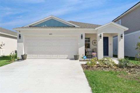 Casa en Haines City, Florida 3 dormitorios, 150.04 m2 № 2098199