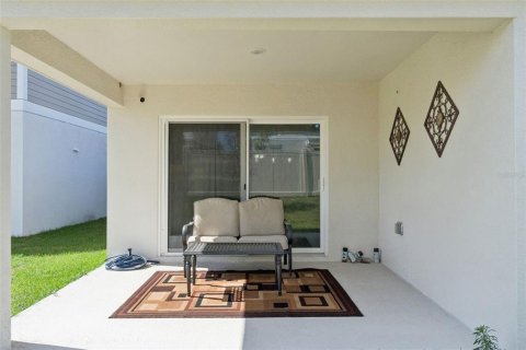 House in Haines City, Florida 3 bedrooms, 150.04 sq.m. № 2098199 - photo 15