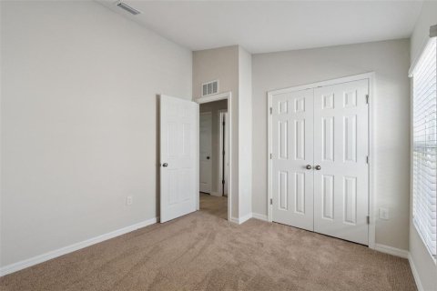 House in Haines City, Florida 3 bedrooms, 150.04 sq.m. № 2098199 - photo 12
