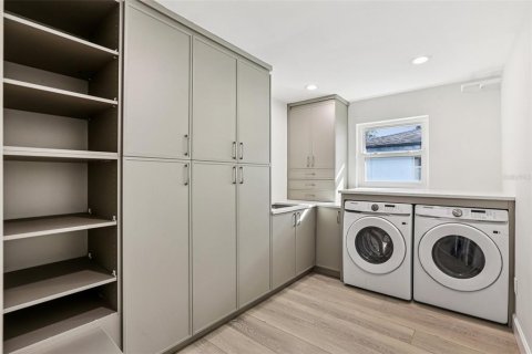 Casa en venta en Saint Petersburg, Florida, 3 dormitorios, 174.93 m2 № 2216908 - foto 23