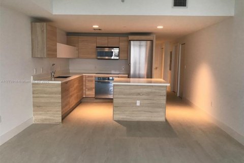 Casa en venta en North Miami Beach, Florida, 1 dormitorio, 87.05 m2 № 1731536 - foto 3