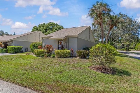 Villa ou maison à Tarpon Springs, Floride 2 chambres, 100.33 m2 № 2389178