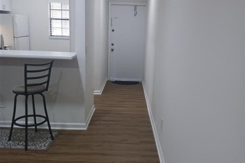 Copropriété à louer à Sunrise, Floride: 2 chambres, 85.93 m2 № 2184265 - photo 8
