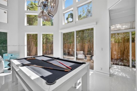 Villa ou maison à vendre à Aventura, Floride: 3 chambres, 254.55 m2 № 1930658 - photo 10