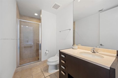 Copropriété à vendre à Sunny Isles Beach, Floride: 2 chambres, 146.51 m2 № 1979238 - photo 9